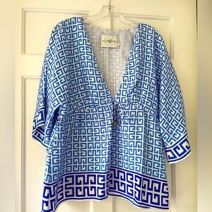 Alice & Trixie tunic top, size L